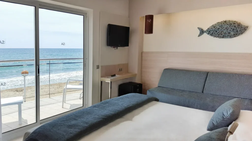 habitacion vistas al mar de Cambrils